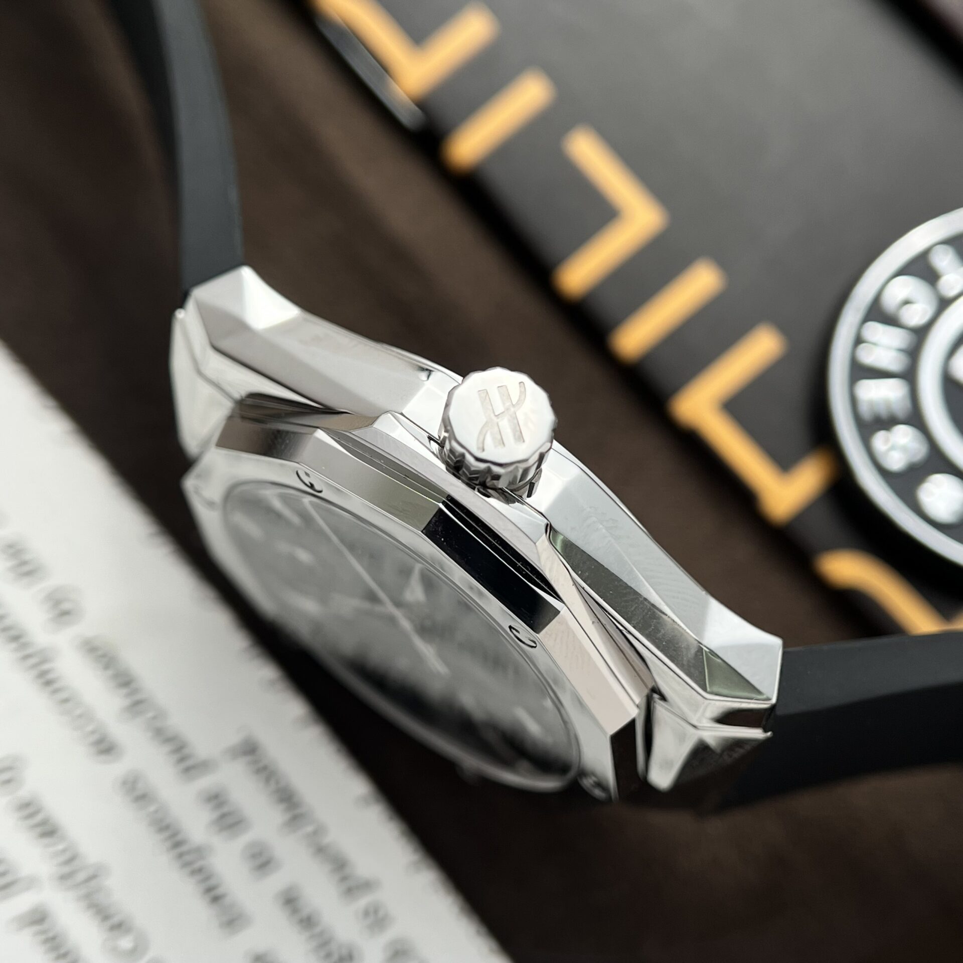 replica Hublot Replica Watch Classic Fusion Custom Full Moissanite Diamonds 42mm WATCHES 5 