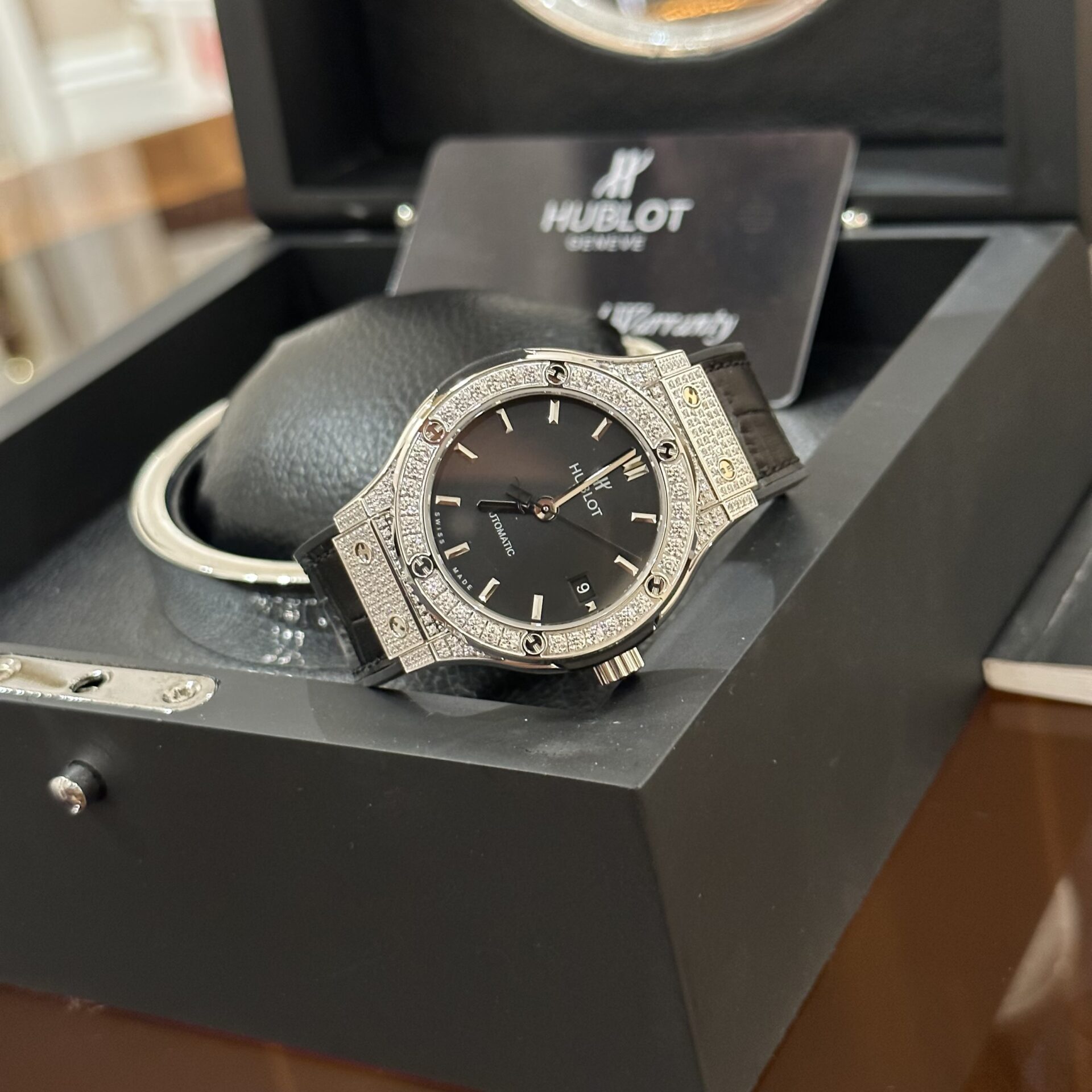 replica Hublot Fake Watch Big Bang One Click Dial Blue Custom Diamonds Moissanite 39mm WATCHES 5 
