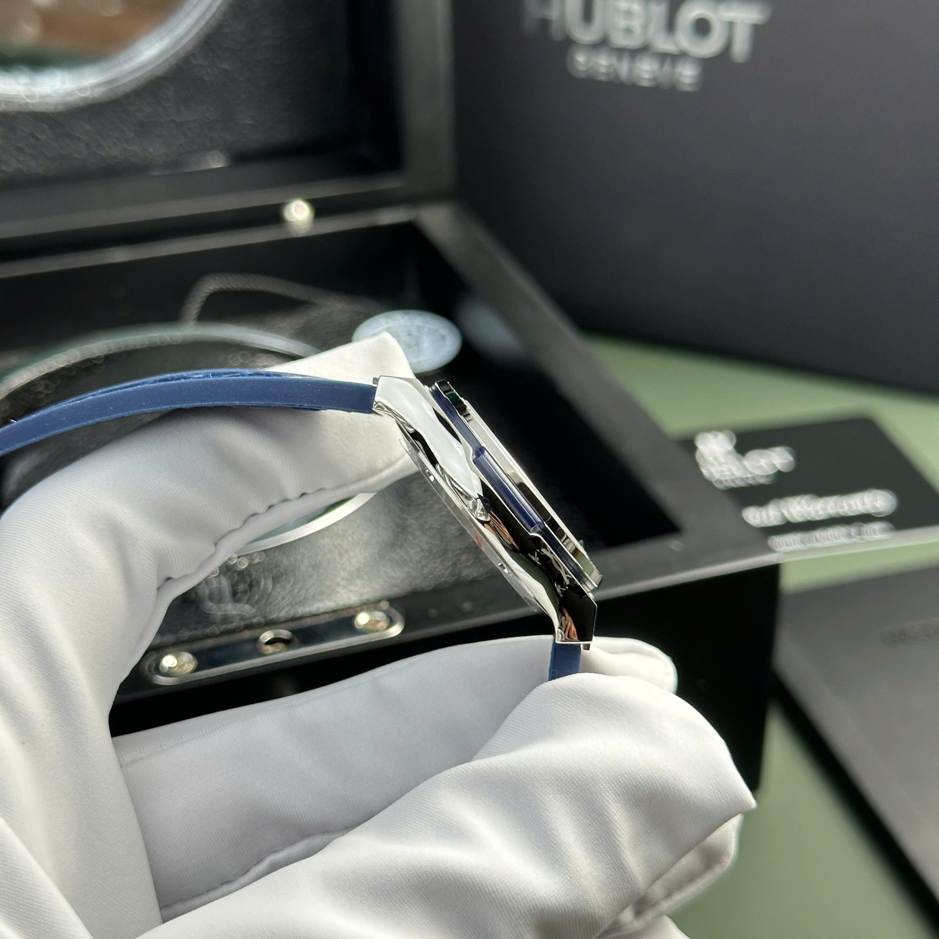 replica Hublot Replica Watches Square Bang Unico Ceramic White BBF Factory 42mm WATCHES 5 