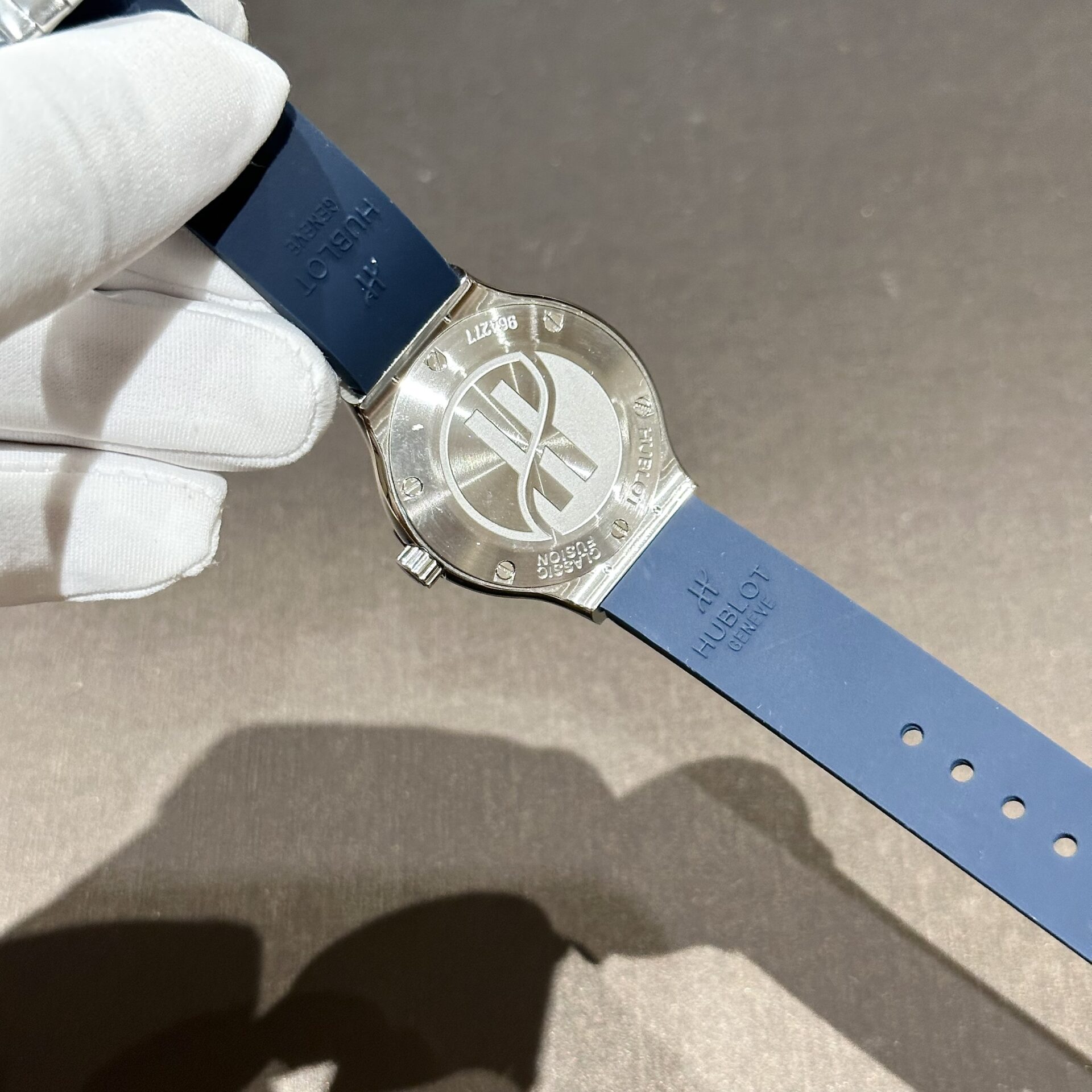 replica Hublot Fake Watch Big Bang One Click Dial Blue Custom Diamonds Moissanite 39mm WATCHES 5 