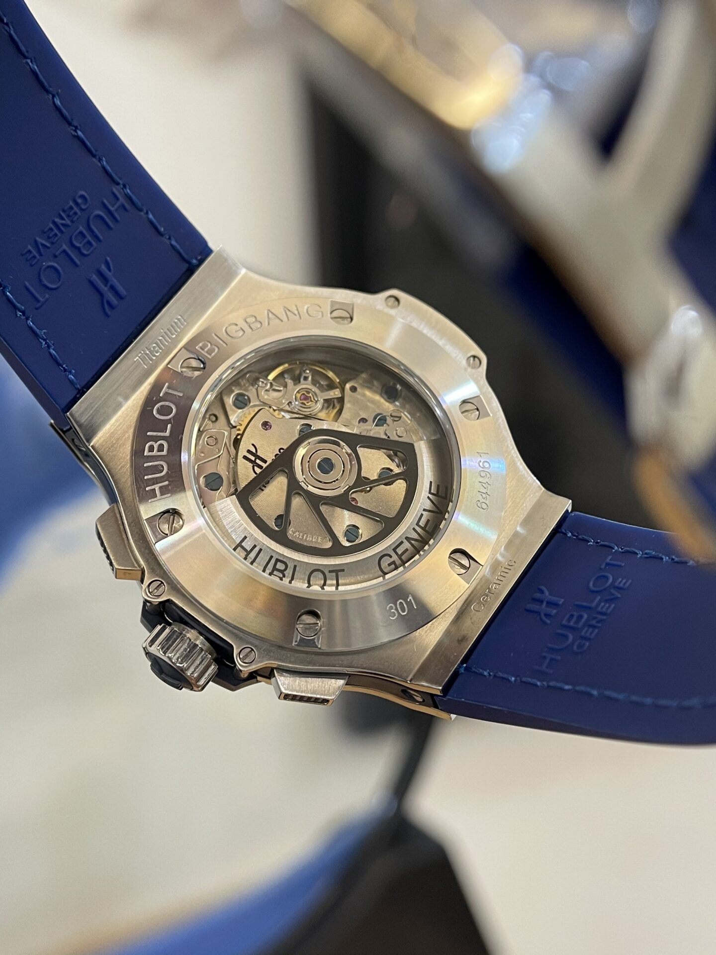 replica Hublot Replica Watch Classic Fusion Custom Full Moissanite Diamonds 42mm WATCHES 5 