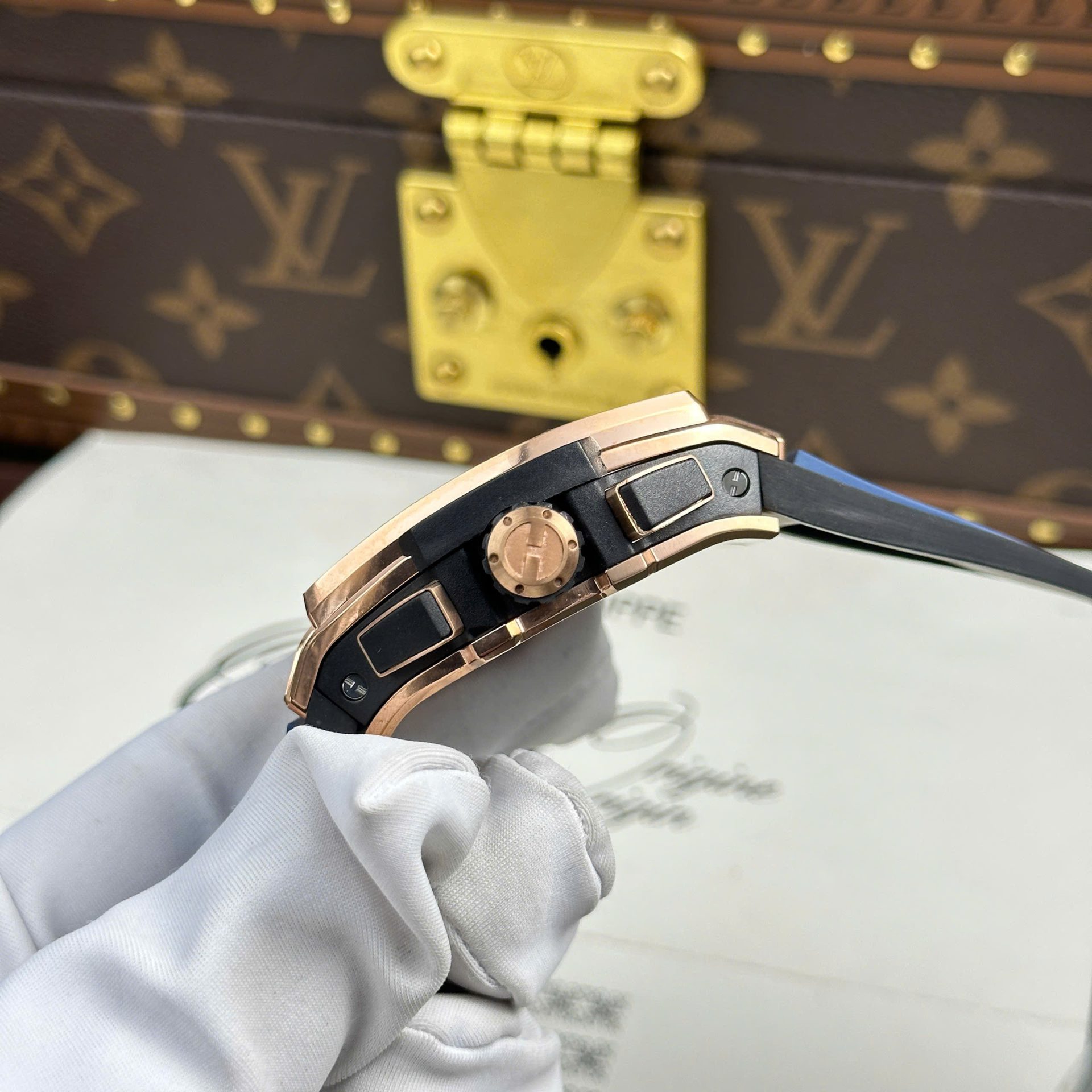 replica Hublot Replica Watches Square Bang Unico Ceramic White BBF Factory 42mm WATCHES 5 