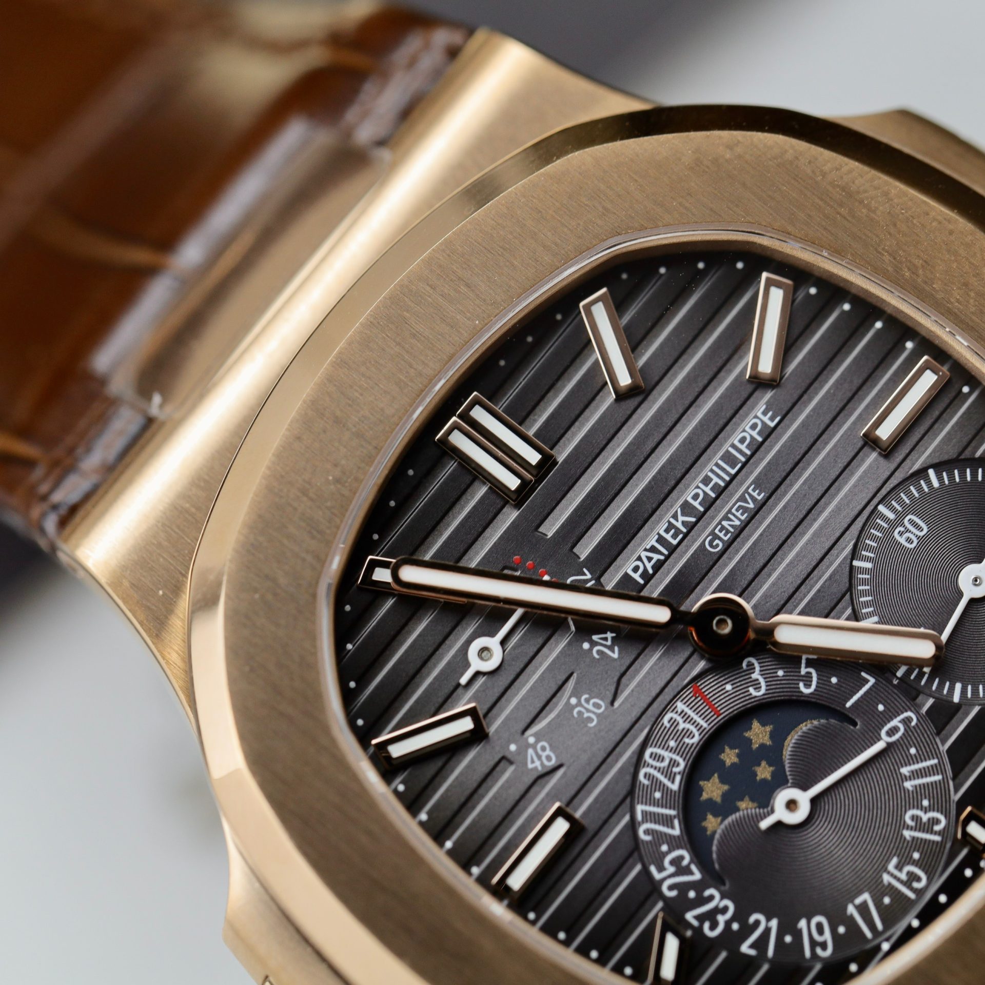 replica Patek Philippe Replica Watch Aquanaut 5067 Dial Brown Custom Diamonds Moissanite 35.6mm WATCHES 5 