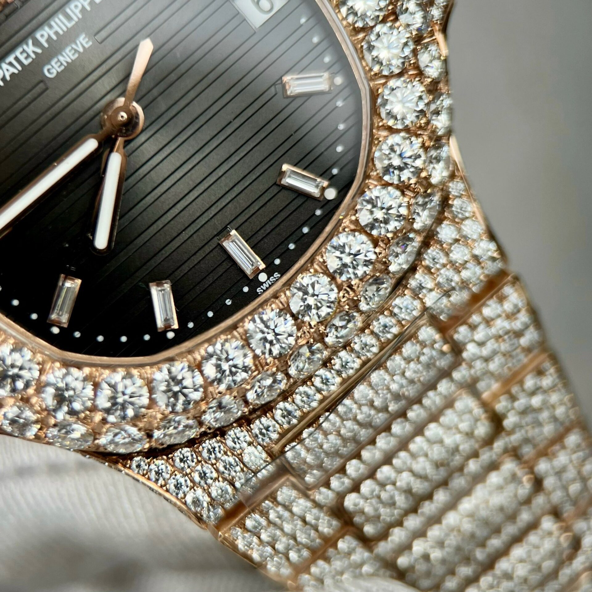 replica Patek Philippe Best Replica Watch Nautilus 5719 Custom CVD Diamond And White Gold 40mm WATCHES 5 