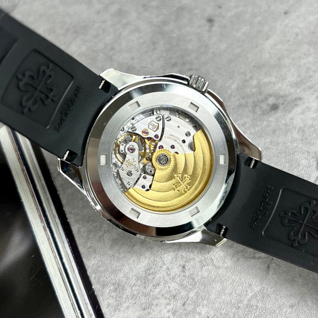 replica Patek Philippe Replica Watch Nautilus 5712 Demi Rose Gold GR Factory 40mm WATCHES 5 