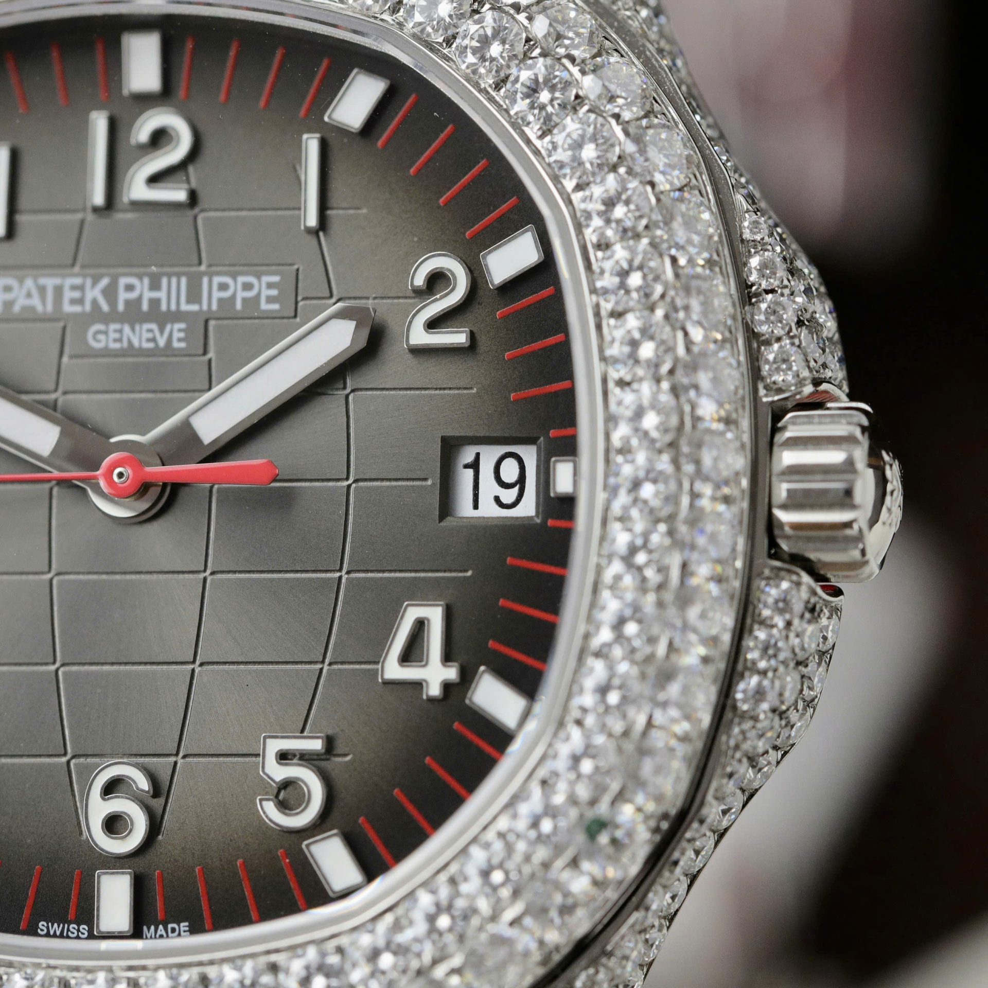 replica Patek Philippe Best Replica Watch Nautilus 5719 Custom CVD Diamond And White Gold 40mm WATCHES 5 