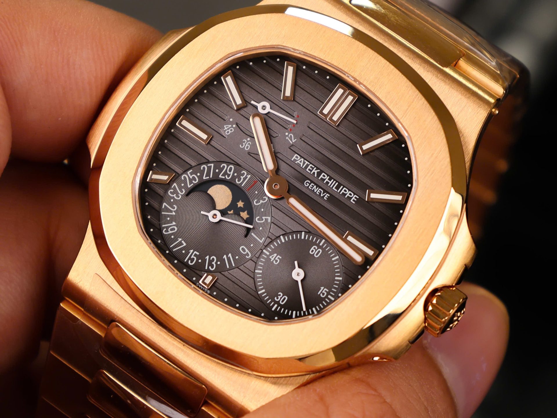 replica Patek Philippe Clone Watch Nautilus 7010 Womens White Dial 32mm WATCHES 5 