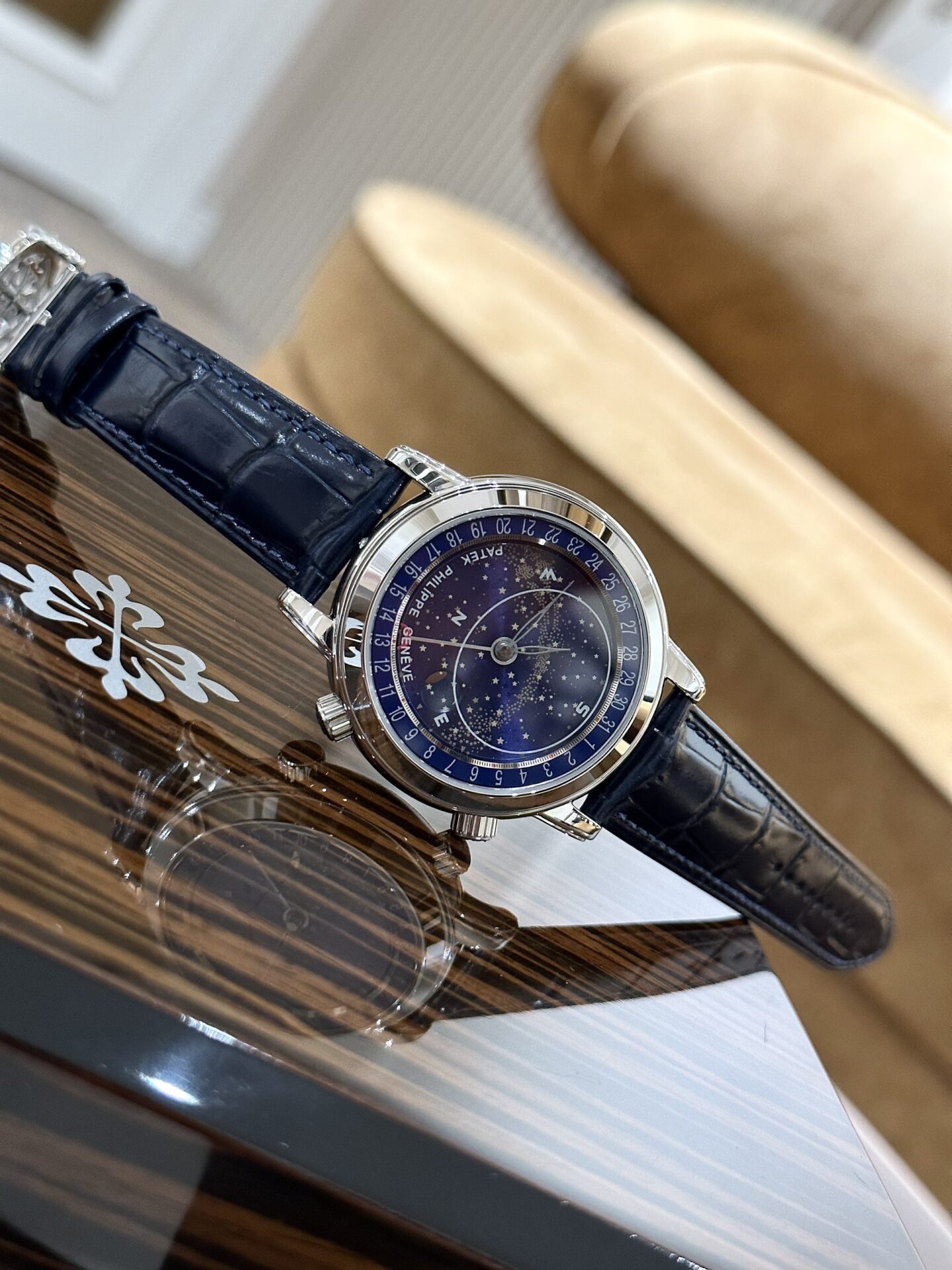 replica Patek Philippe Replica Watch Nautilus 5724R Gold Wrapped GR Factory 40mm WATCHES 5 