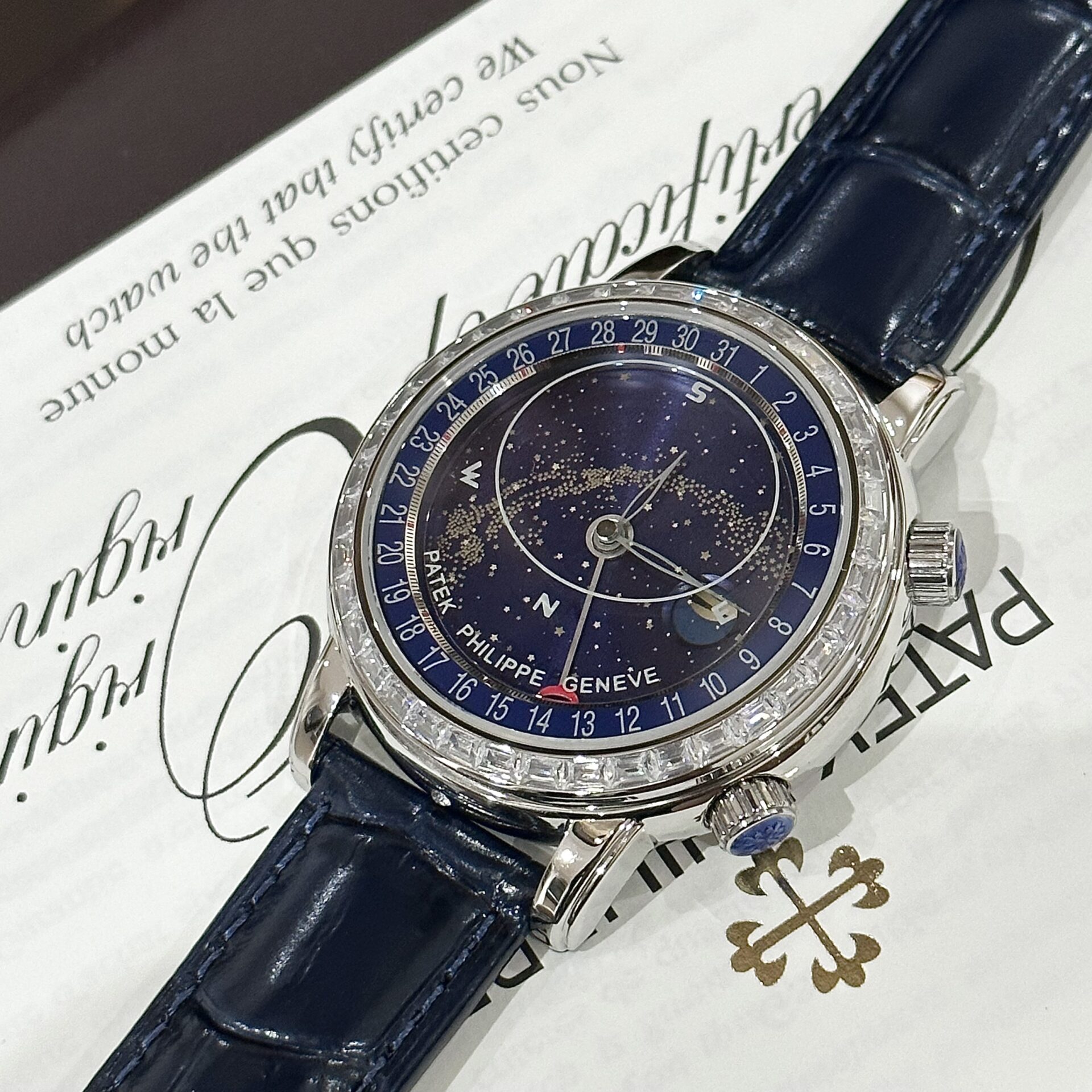 replica Patek Philippe Clone Watch Nautilus 5719 Full Diamonds Baguette 40mm WATCHES 5 