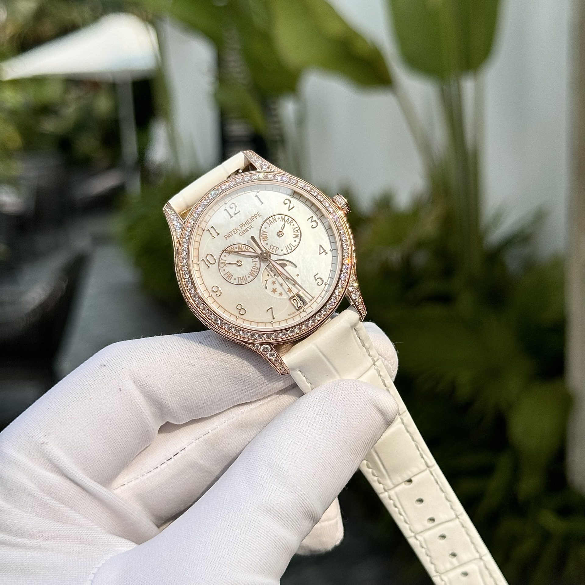 replica Patek Philippe Clone Watch Nautilus 7010 Womens White Dial 32mm WATCHES 5 