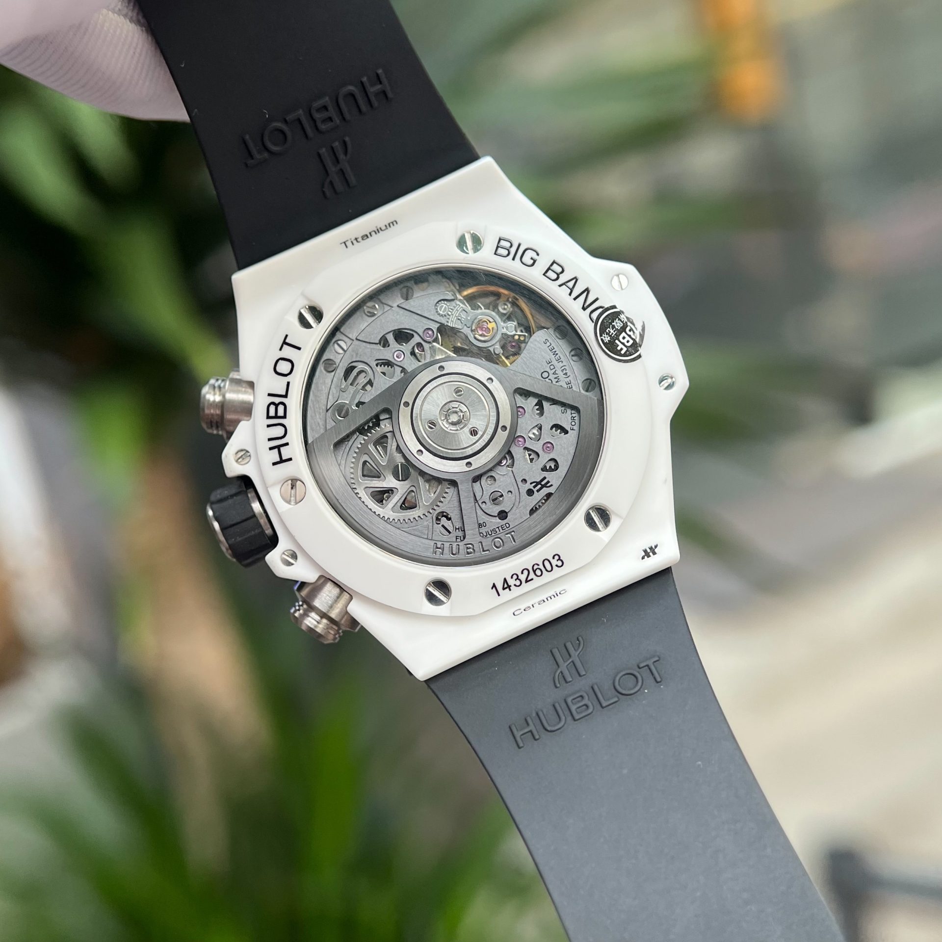 replica Hublot Fake Watches Big Bang Chronograph King Gold Black Dial 44mm WATCHES 6 