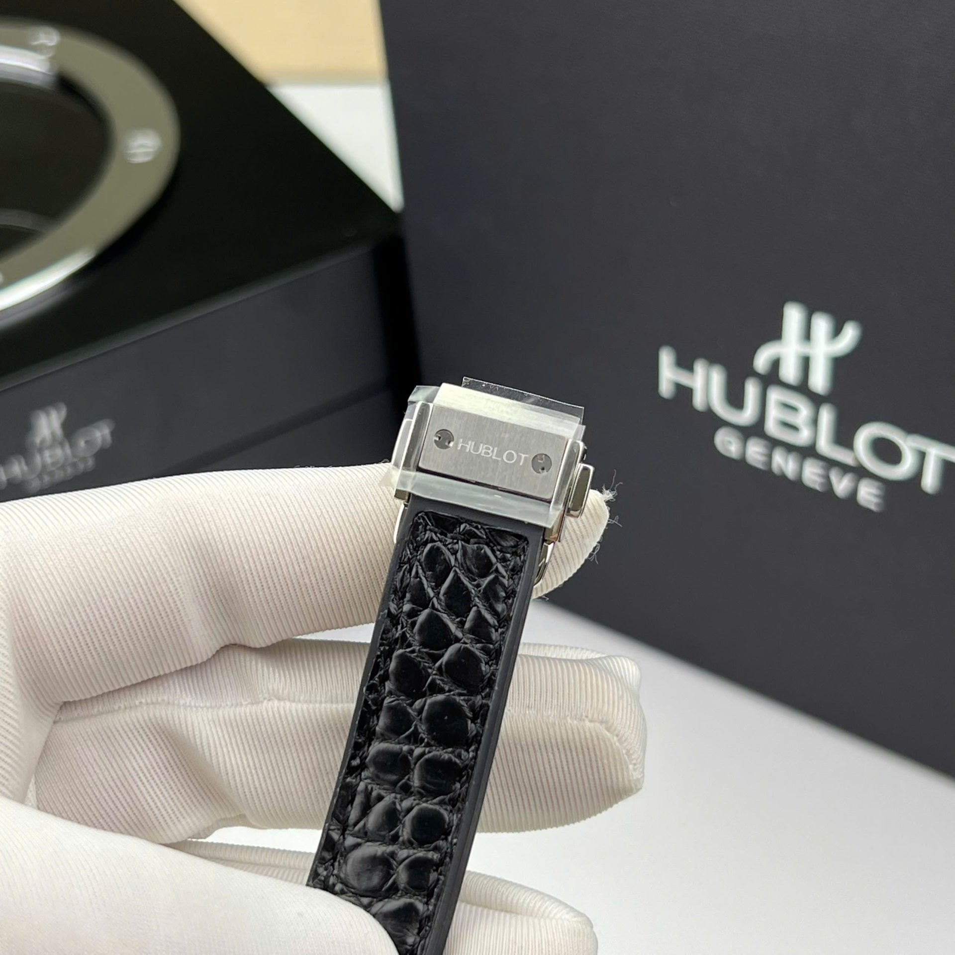 replica Hublot Replica Watch Square Bang Unico Ceramic Black BBF Factory 42mm WATCHES 6 