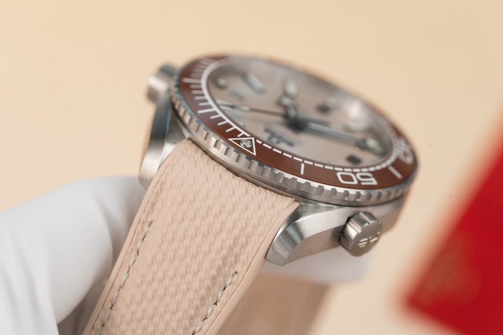 replica Omega Replica Watch Aqua Terra Worldtimer Gray Dial Rubber Strap VS Factory 43mm WATCHES 6 