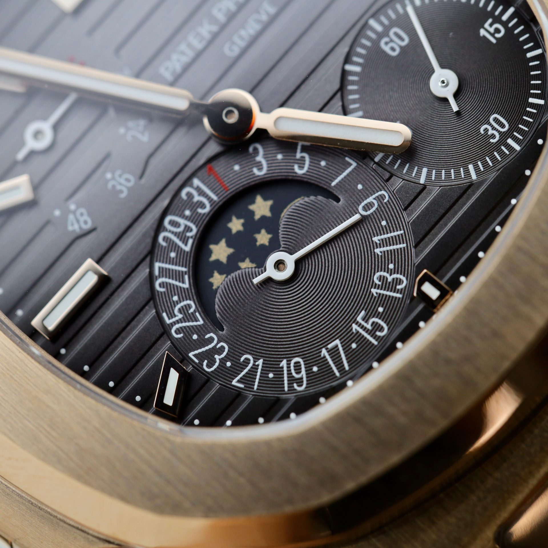replica Patek Philippe Replica Watch Aquanaut 5067 Dial Brown Custom Diamonds Moissanite 35.6mm WATCHES 6 