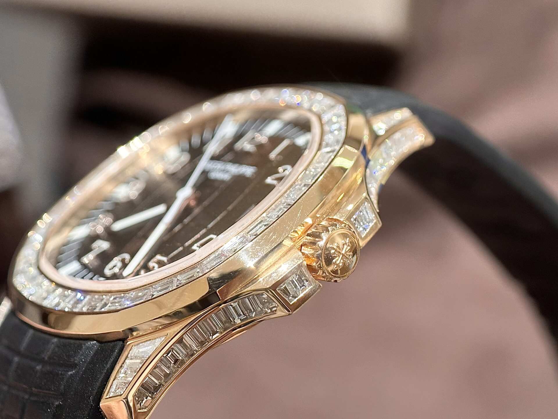 replica Patek Philippe Replica Watch Nautilus 7010 Rose Gold Womens 32mm WATCHES 6 