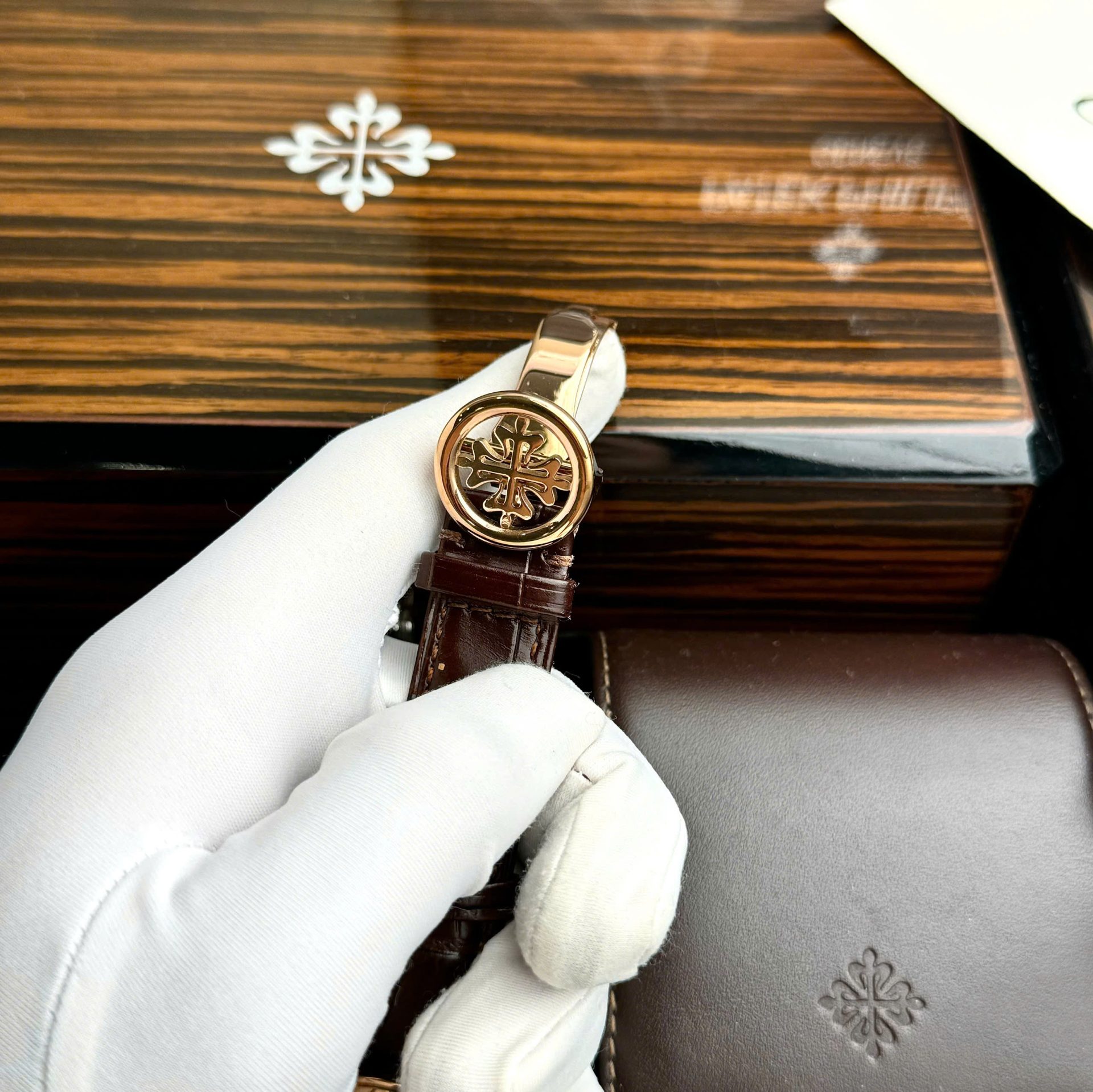 replica Patek Philippe Best Replica Watch Nautilus 5719 Gold Wrapped & Moissanite Diamonds Custom 40mm WATCHES 6 