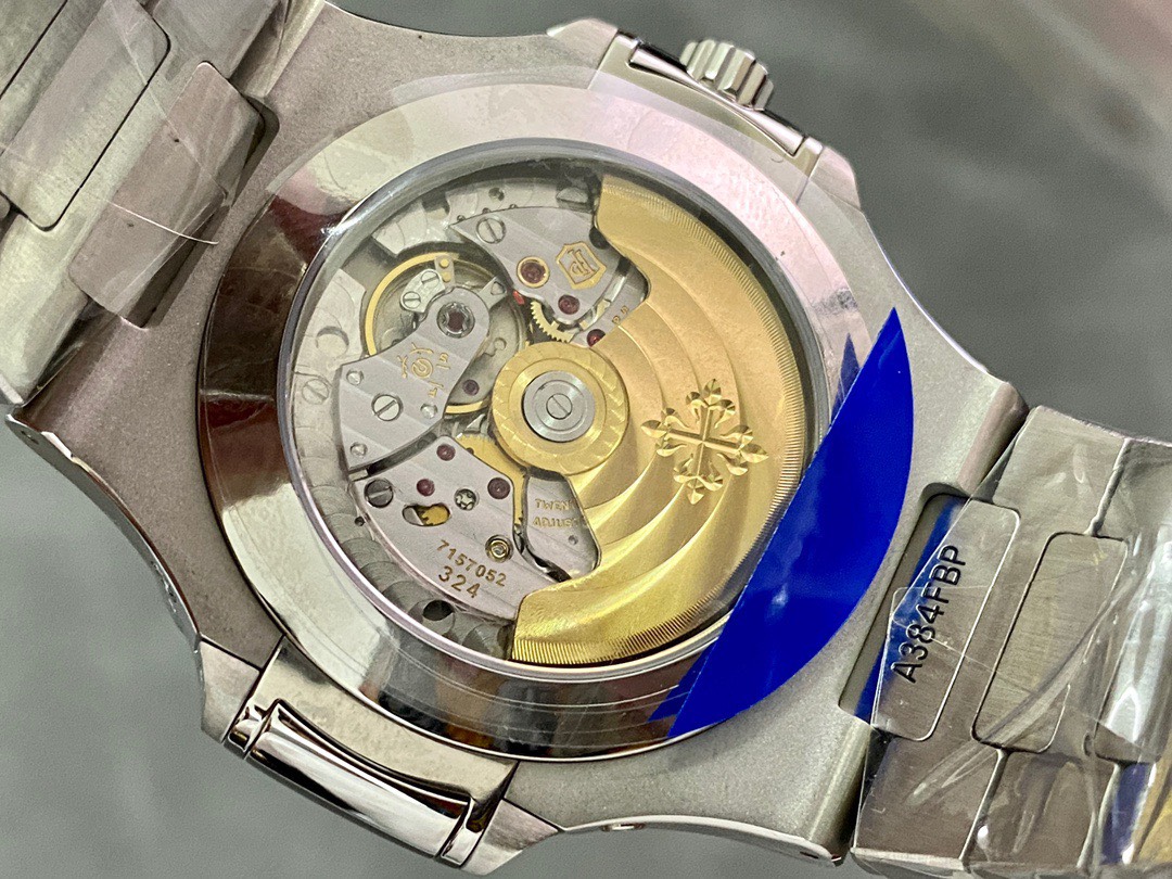 replica Patek Philippe Replica Watch Nautilus 7010 Rose Gold Womens 32mm WATCHES 6 