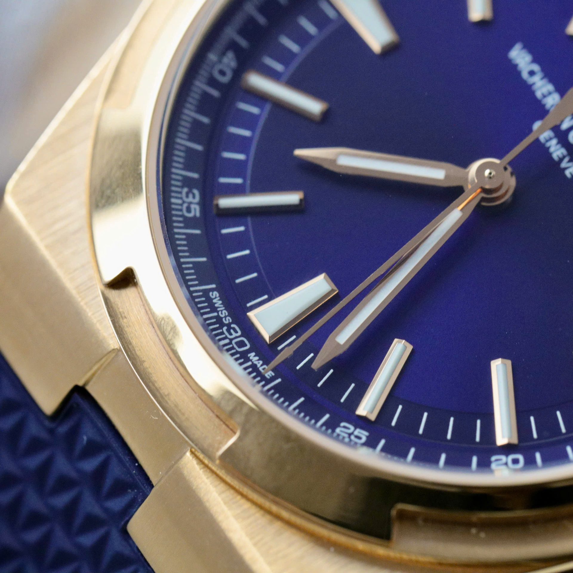 replica Vacheron Constantin Best Replica Watch Overseas 5500V Dial Blue 42.5mm WATCHES 6 