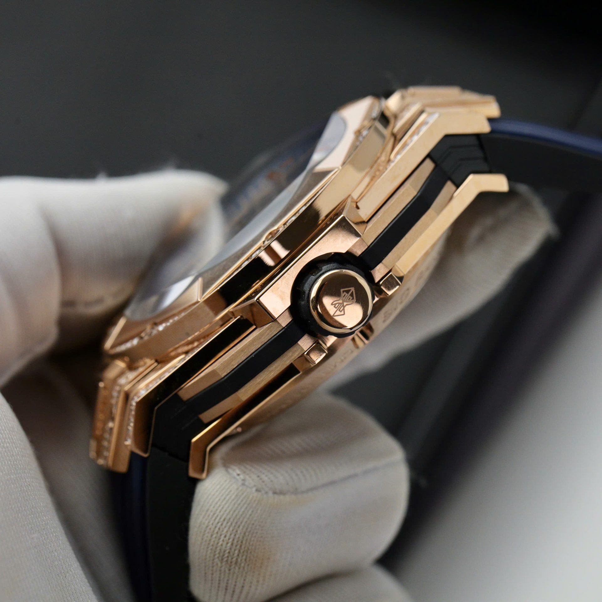replica Hublot Best Replica Watch Big Bang Sang Bleu II King Gold White Dial BBF 45mm WATCHES 7 