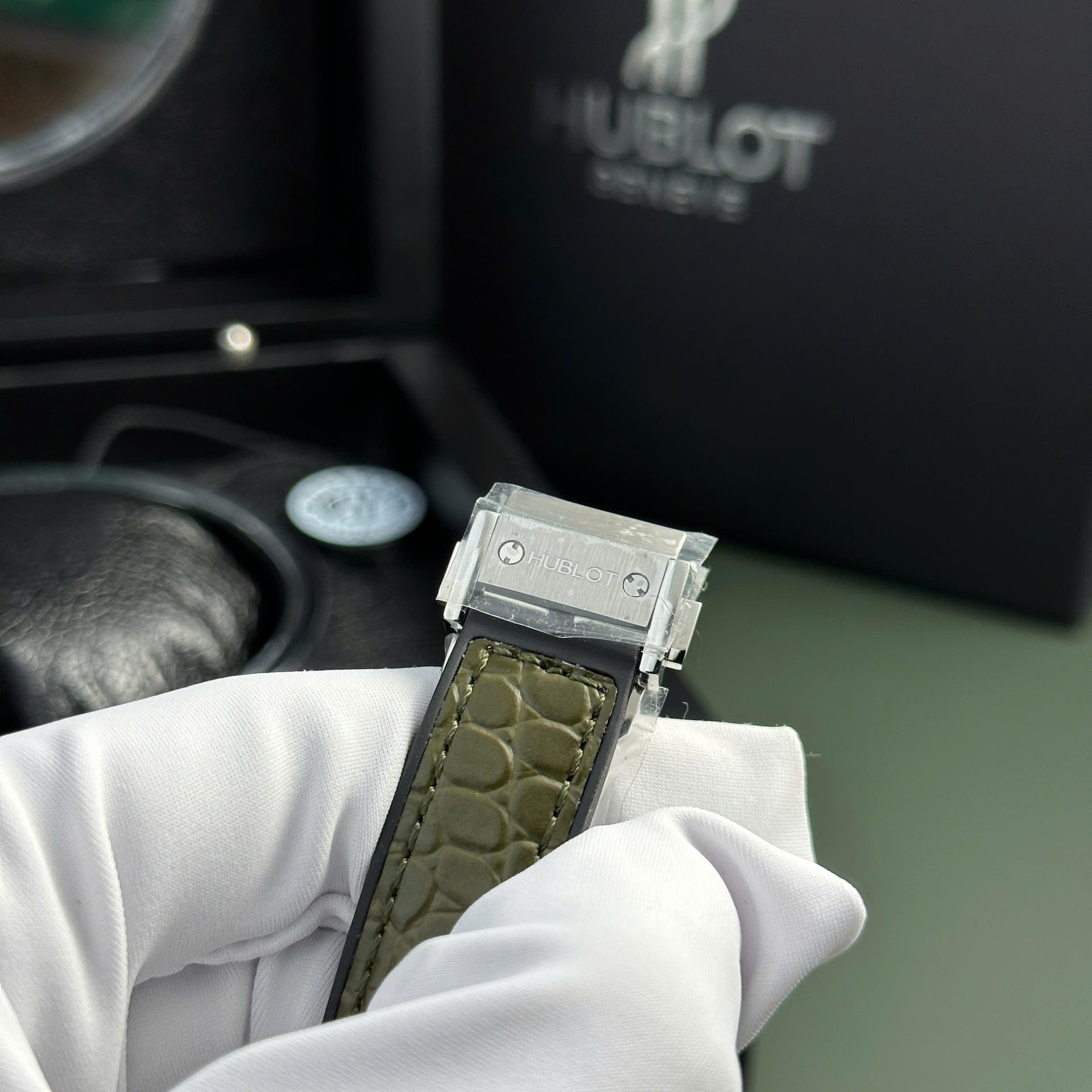 replica Hublot Replica Watch Big Bang One Click Custom Full Moissanite Diamonds 39mm WATCHES 7 