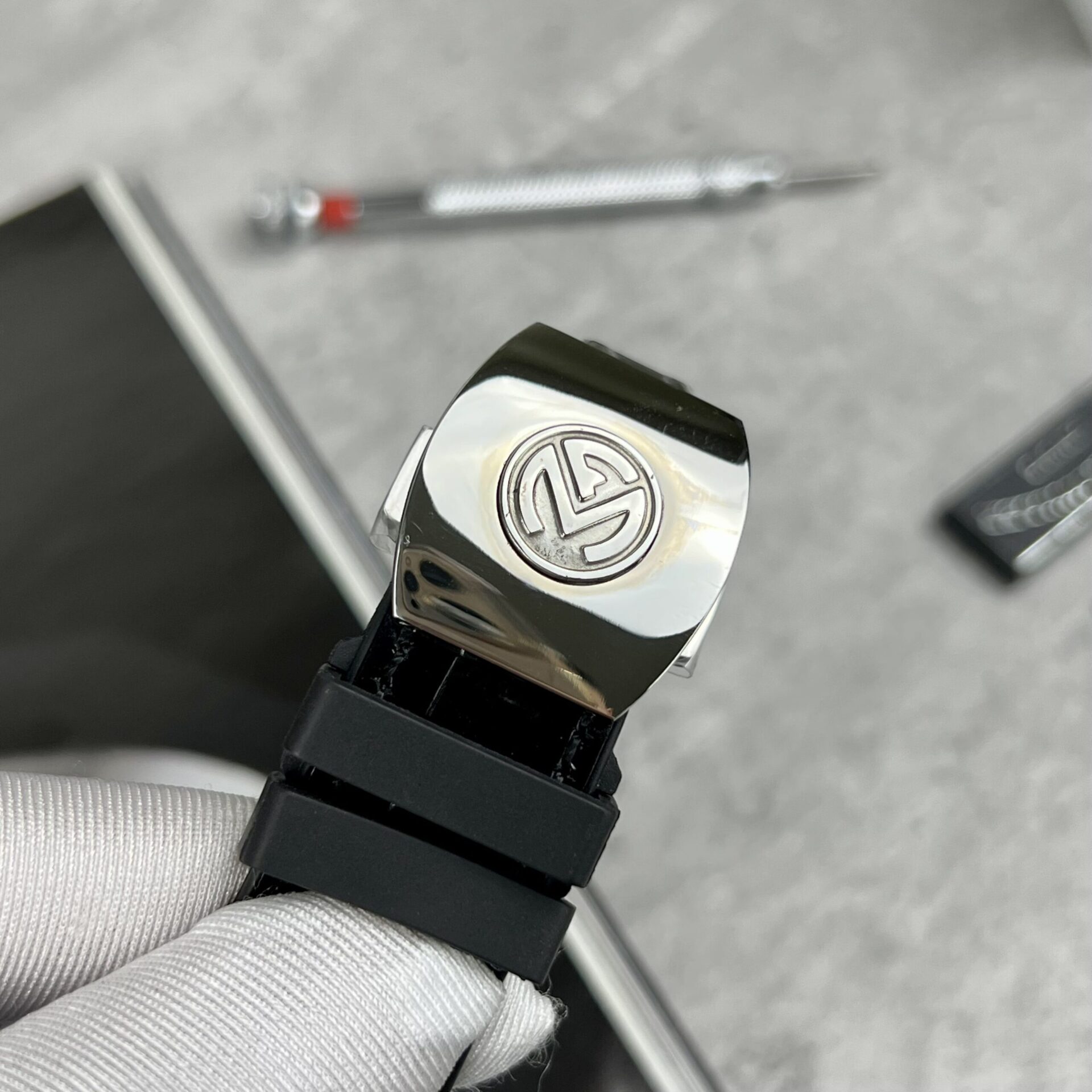 replica Franck Muller Island With Natural Diamond Replica Watch Women’s 36mm WATCHES 7 