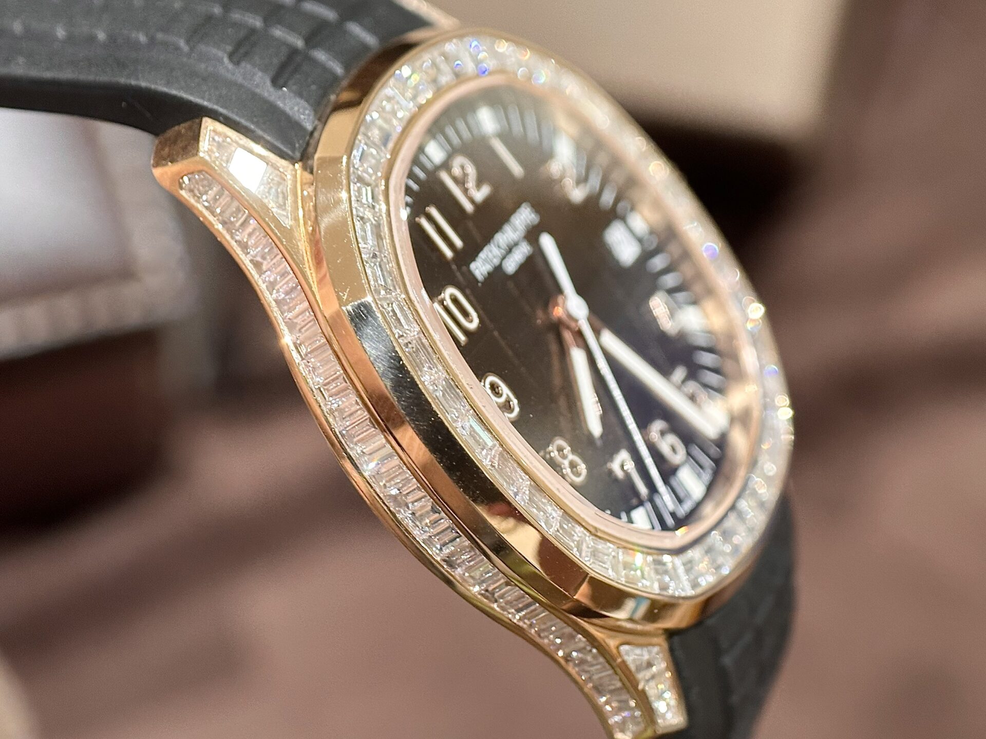 replica Patek Philippe Replica Watch Nautilus 7010 Rose Gold Womens 32mm WATCHES 7 