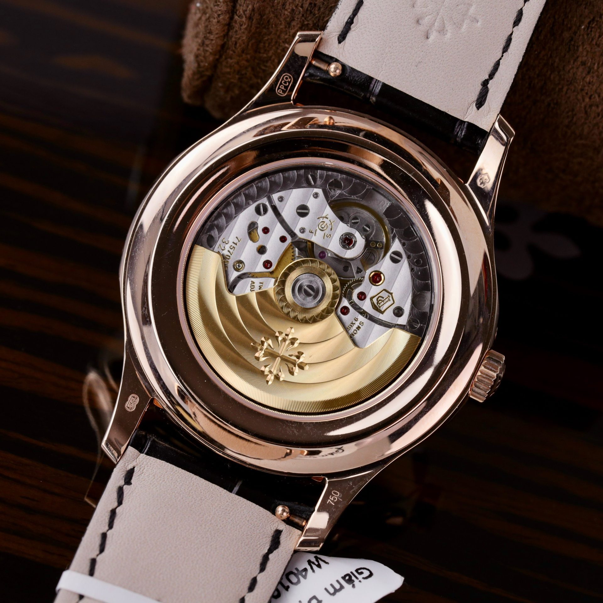 replica Patek Philippe Replica Watch Nautilus 7010 Rose Gold Womens 32mm WATCHES 7 