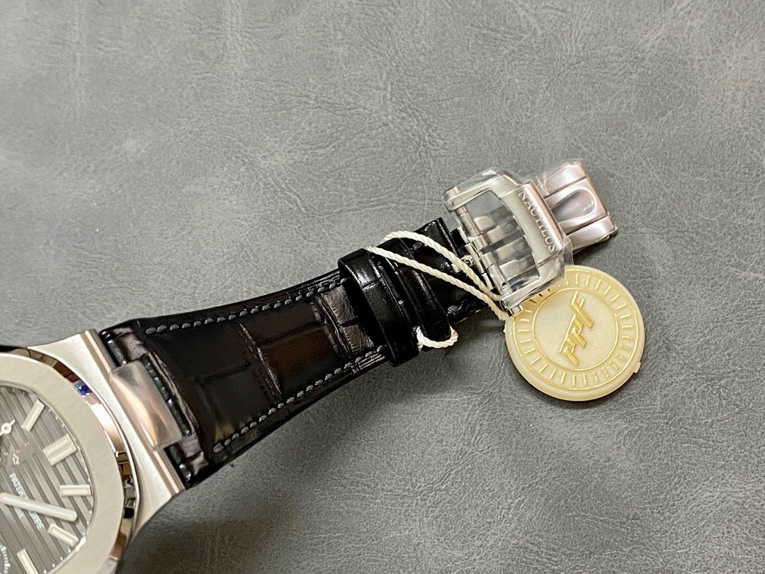 replica Patek Philippe Replica Watch Aquanaut 5067 Gray Dial Rubber Strap 35.6mm WATCHES 7 