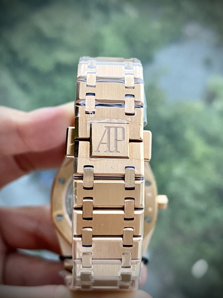 replica Audemars Piguet Replica Watch Royal Oak 15720ST Blue Dial IP Factory 41mm WATCHES 8 