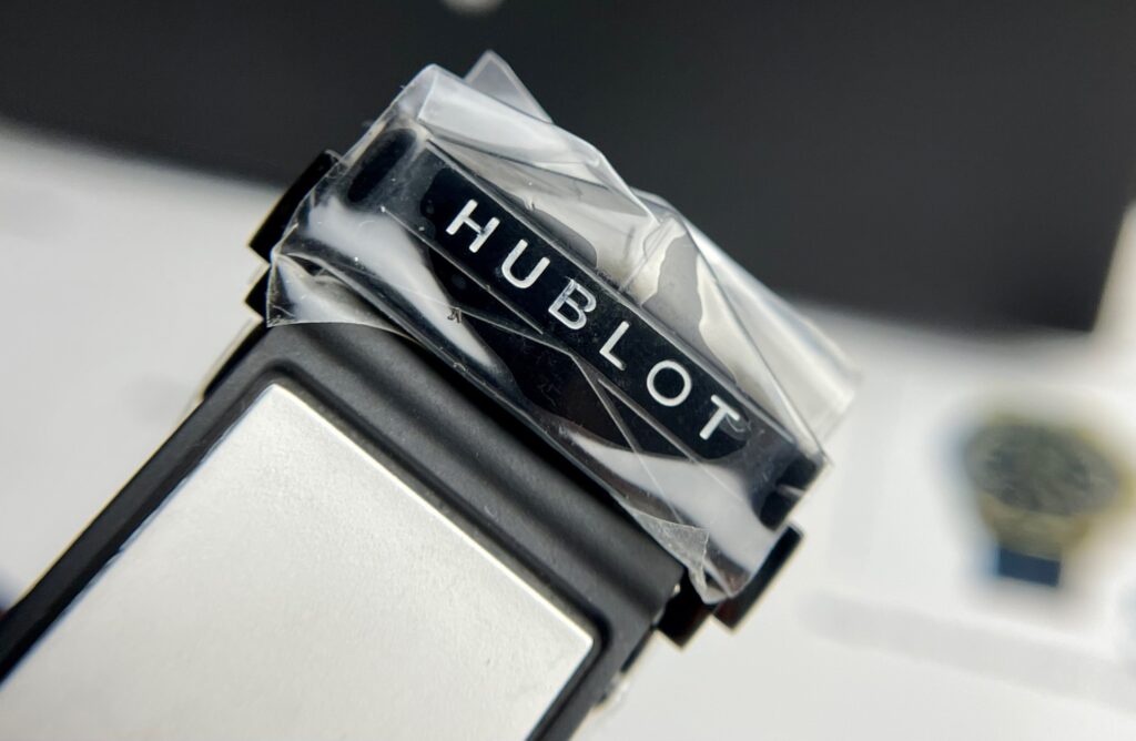 replica Hublot Fake Watches Big Bang Chronograph King Gold Black Dial 44mm WATCHES 8 