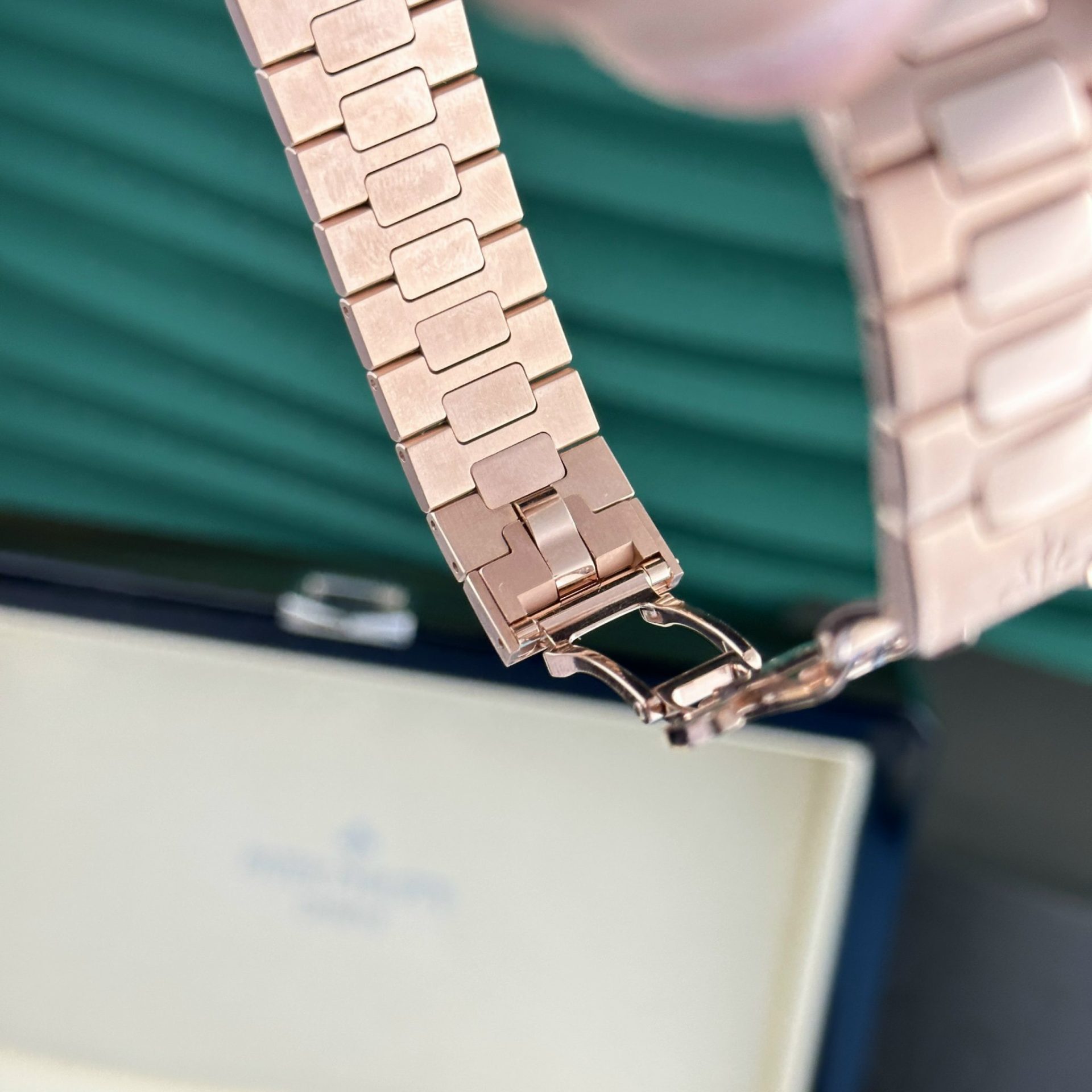 replica Patek Philippe Replica Watch Aquanaut 5067 Gray Dial Rubber Strap 35.6mm WATCHES 8 