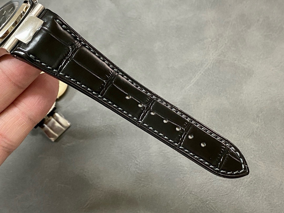 replica Patek Philippe Replica Watch Aquanaut 5067 Gray Dial Rubber Strap 35.6mm WATCHES 8 