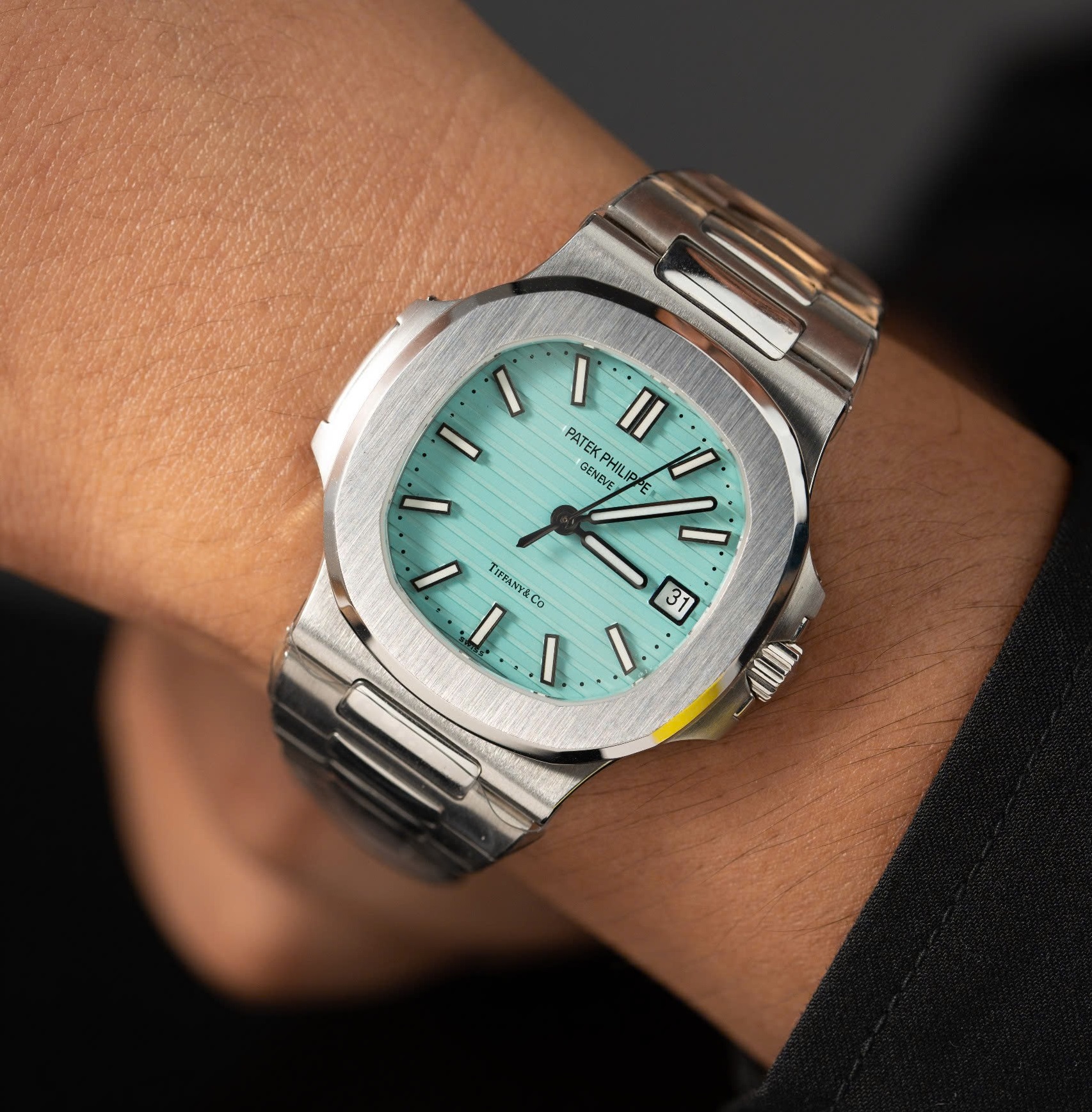 replica Patek Philippe Fake Watch Nautilus 7010 Gray Dial Womens 32mm WATCHES 9 